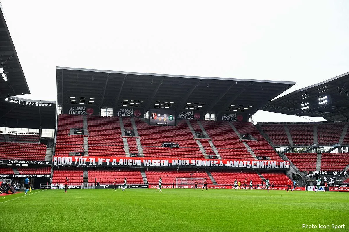 l1 aucune derogation aux 5 000 spectateur en zone rouge icon bap 120820 93 161292581