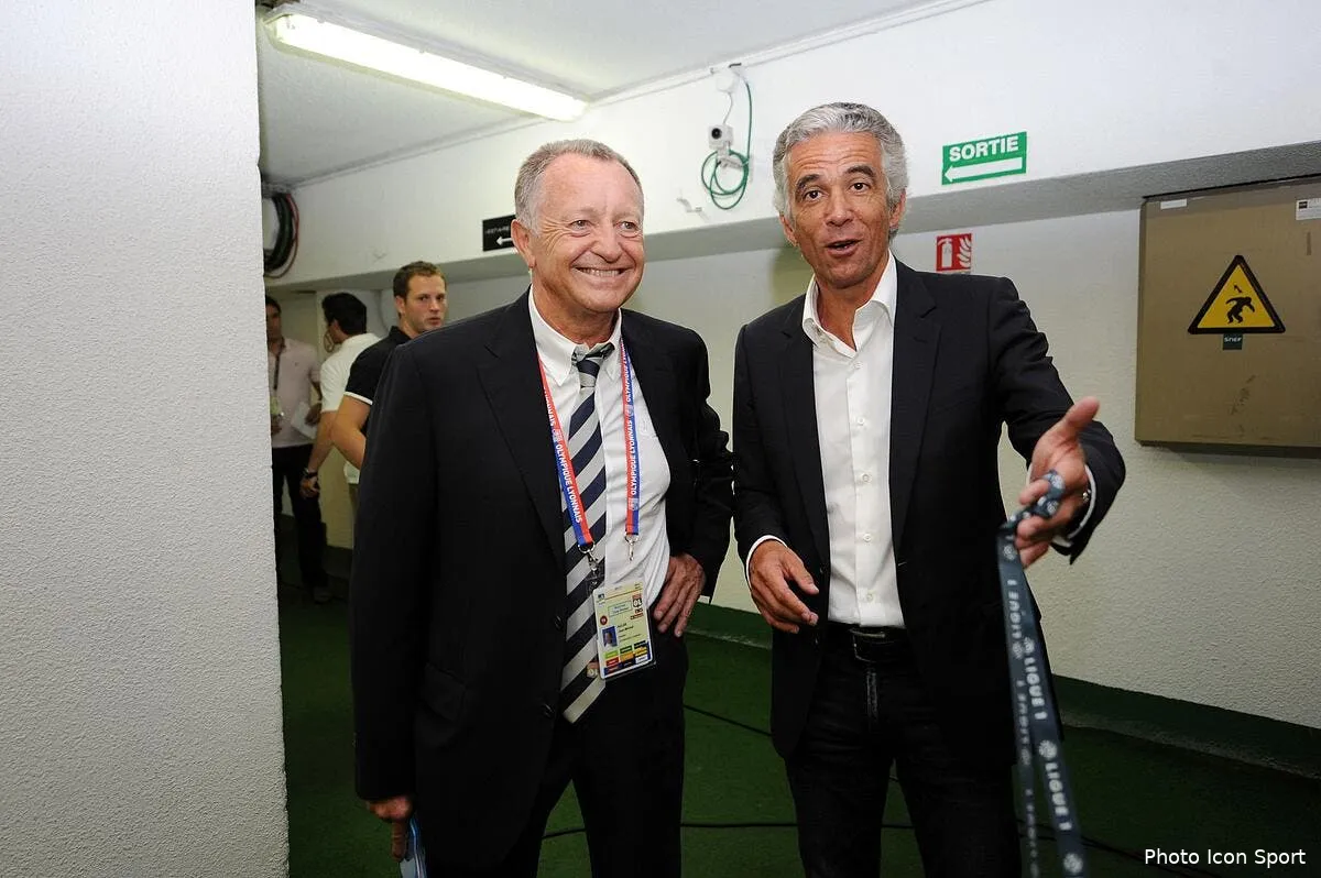 l1 aulas retourne sa veste rivere applaudit icon jpt 060811 201 35283229