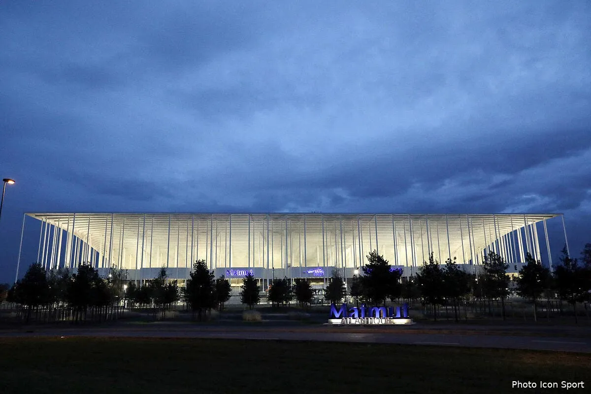 l1 bordeaux dijon decale icon blo 111118 11 42242111