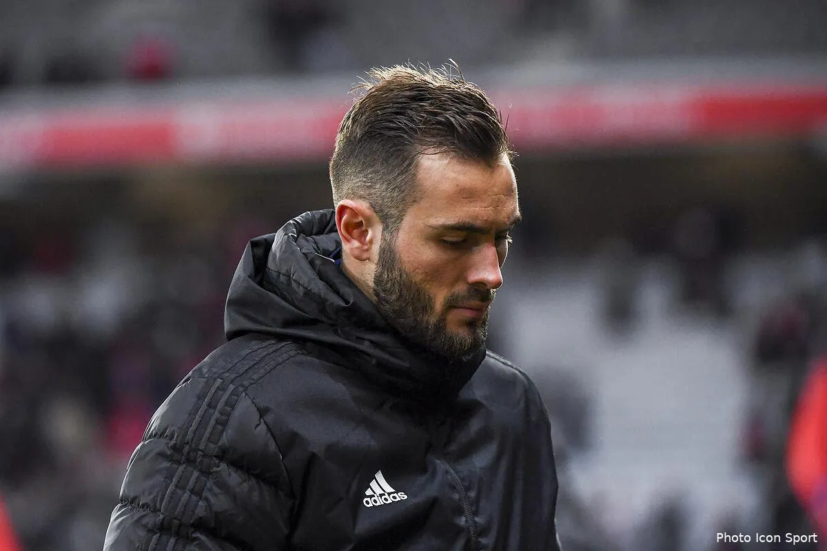 l1 de tousart a meunier les fins de contrat sur le grill icon alc 080320 45 180281161