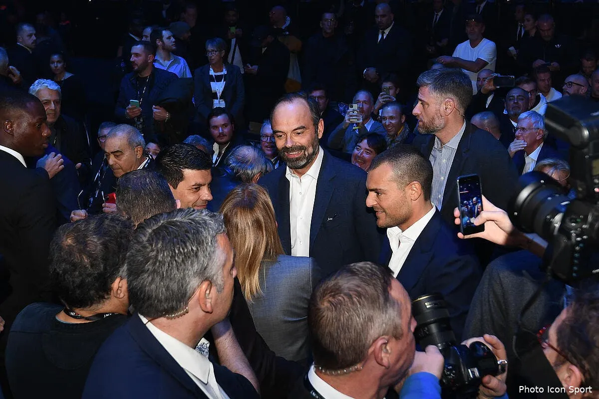 l1 edouard philippe envoie un message cache a aulas icon dib 151119 11 25285769