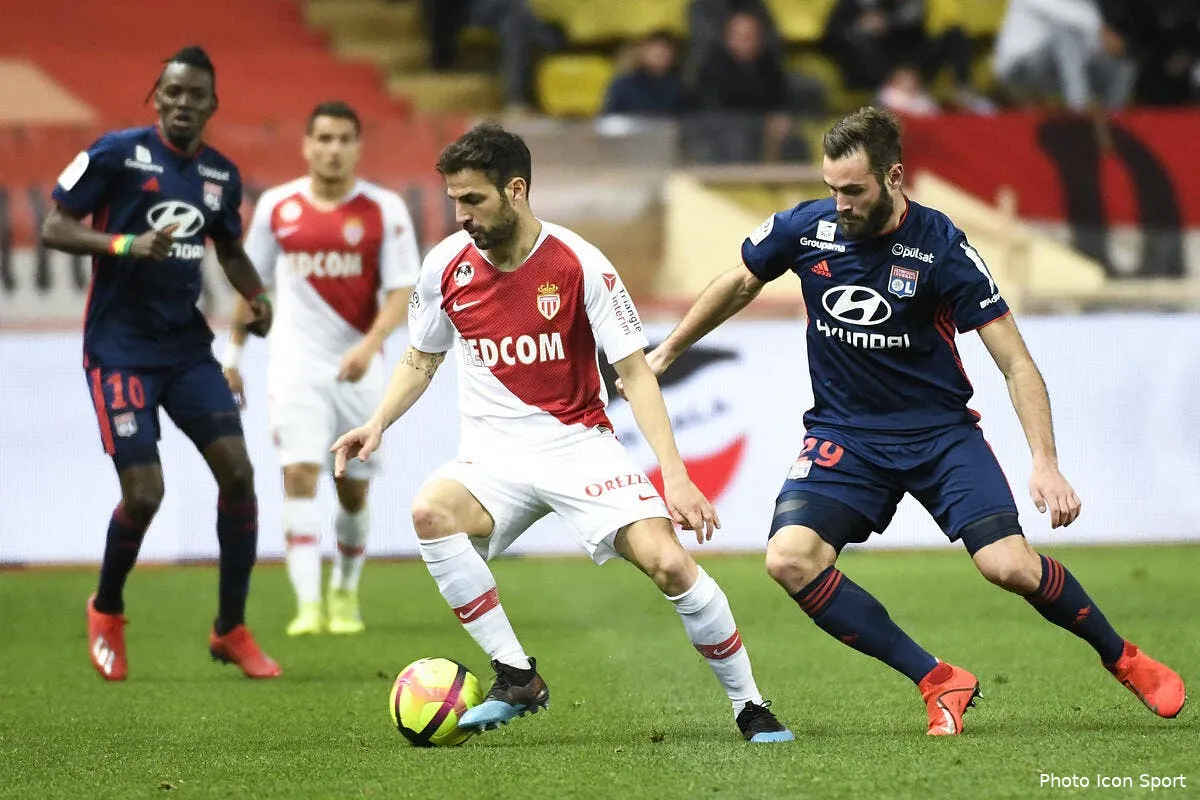 l1 fabregas vote aulas la france s est precipitee icon pdz 240219 93 77284525