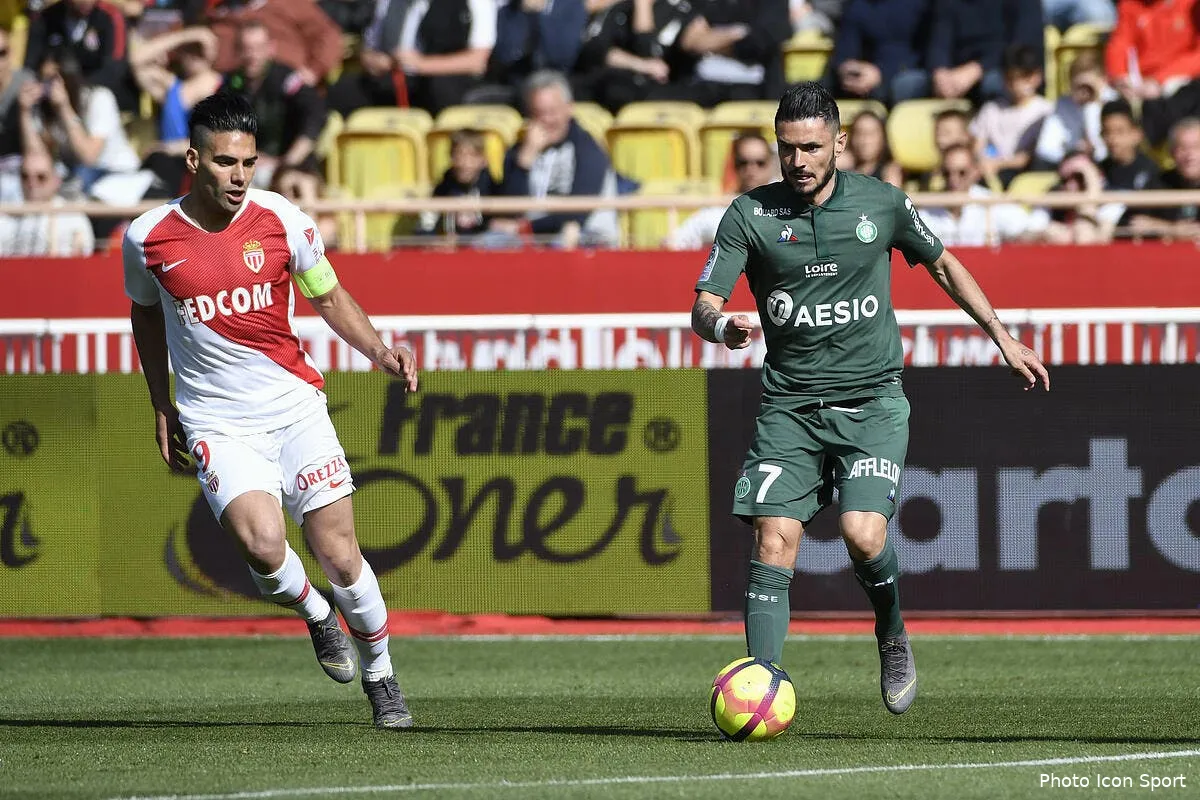 l1 l asse renverse monaco et met la pression a lyon icon del 050519 45 08252423