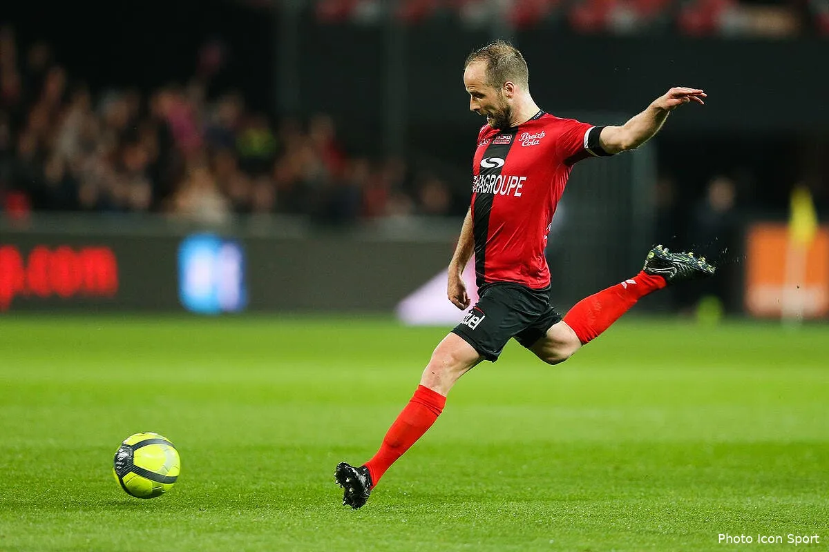 l1 l equipe type de la 34e journee icon vmi 070418 08 10216627