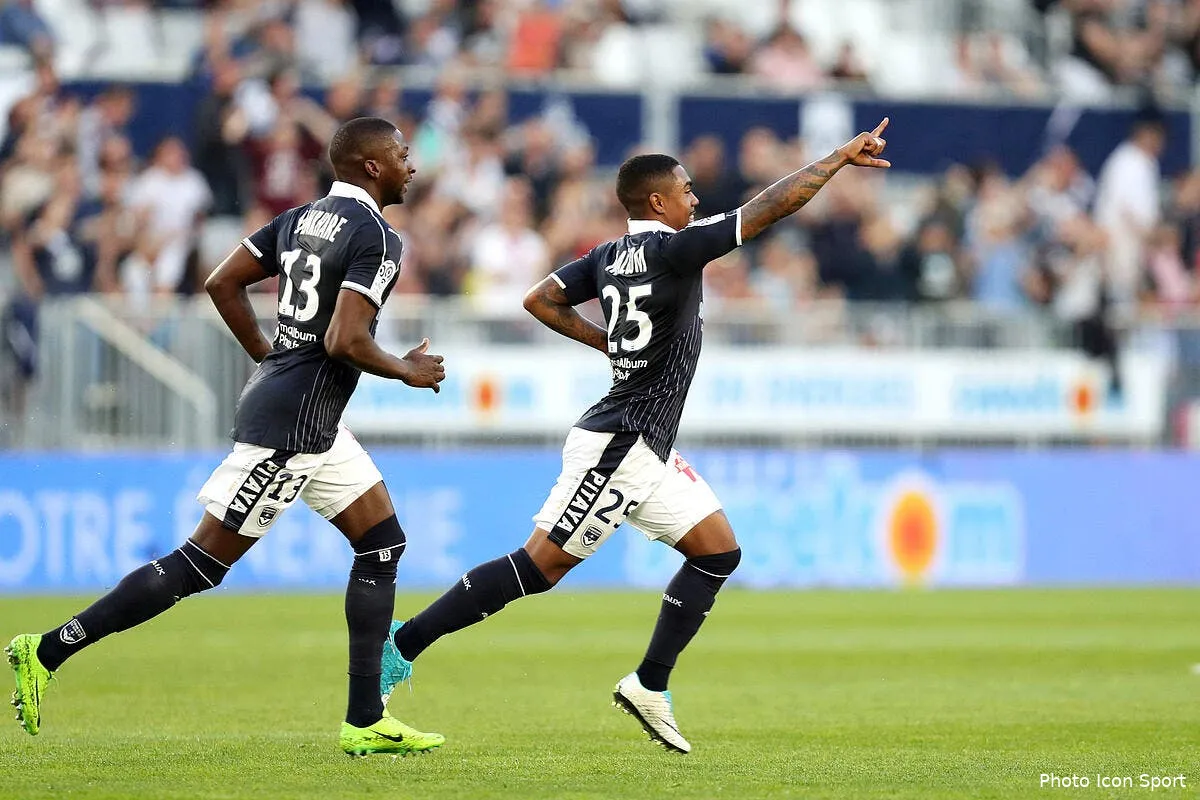 l1 l ol prend une raclee contre lorient bordeaux grimpe iconsport blo 080417 05 11176064