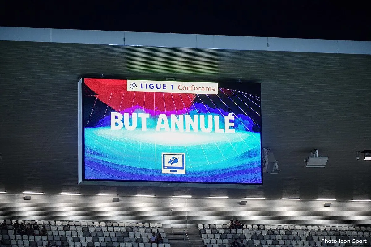 l1 la var tue le foot et en plus elle divise la france icon dib 170819 10 28265127