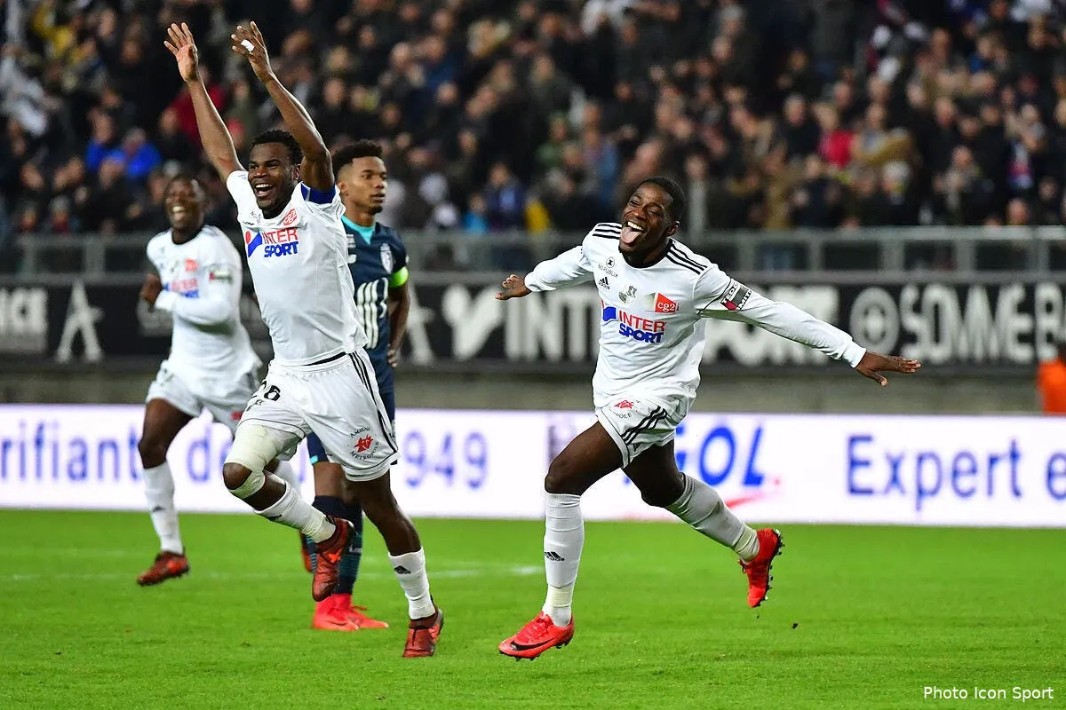 l1 lille tombe de haut a amiens iconsport icon win 201117 01 28600200427