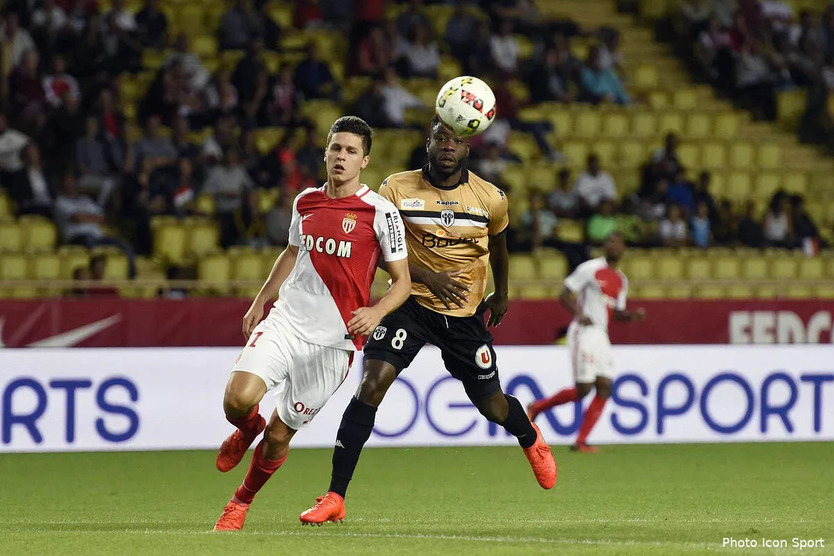 l1 monaco met clairement la pression sur le psg et l ol iconsport anp 240916 01 06156078