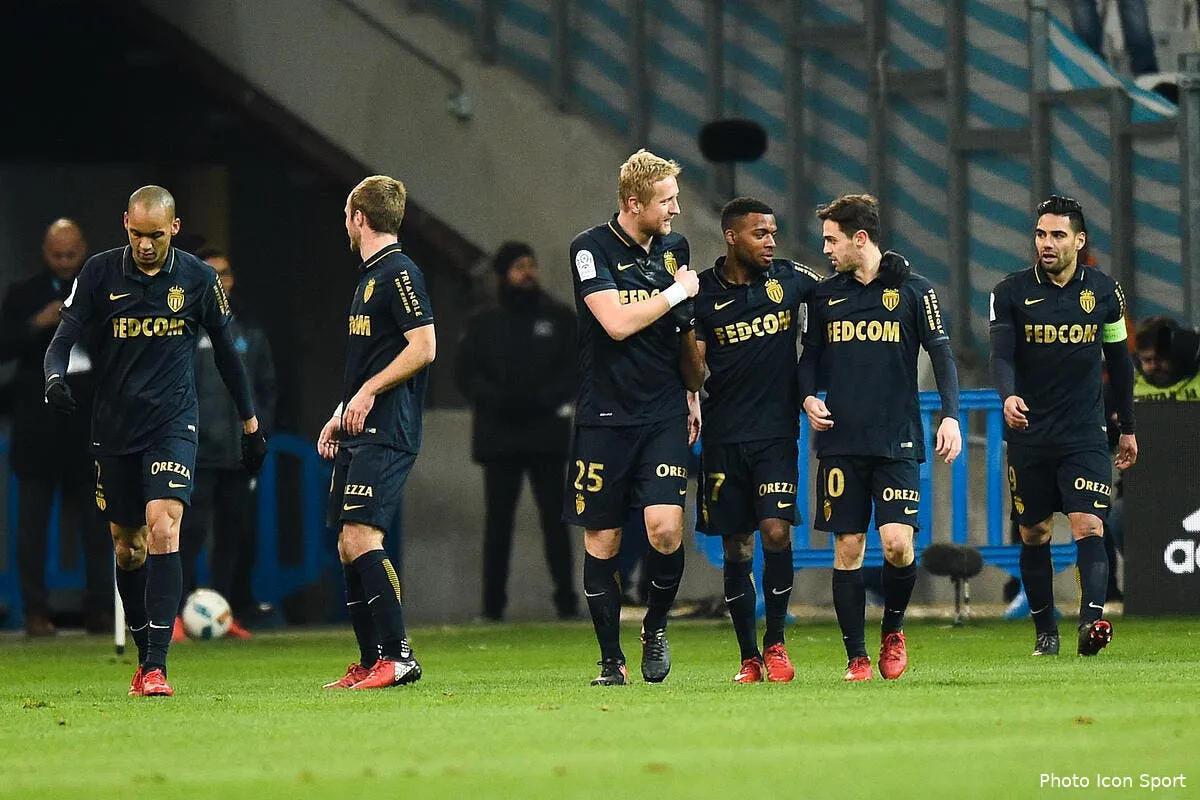 l1 monaco tape l om et passe en tete de la l1 iconsport dim 150117 01 04167424