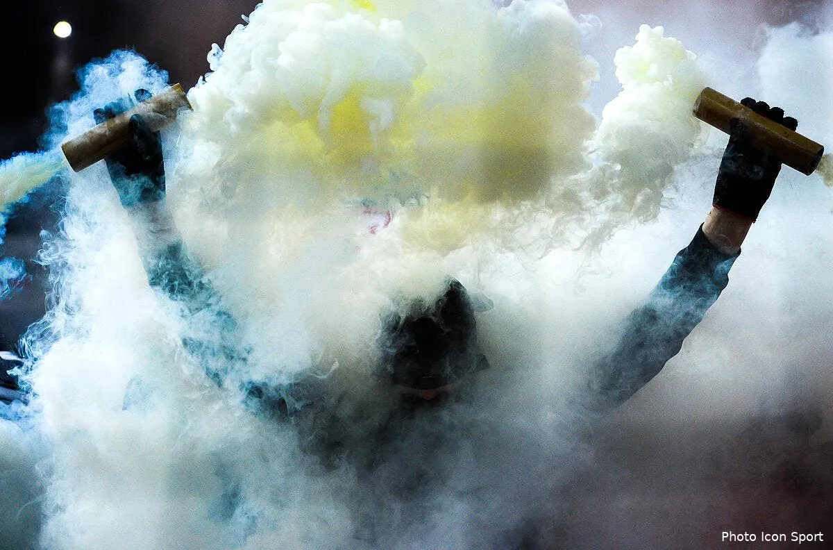 l1 nantes bordeaux stoppe trois minutes a cause des fumigenes iconsport spu 311016 08 20176914