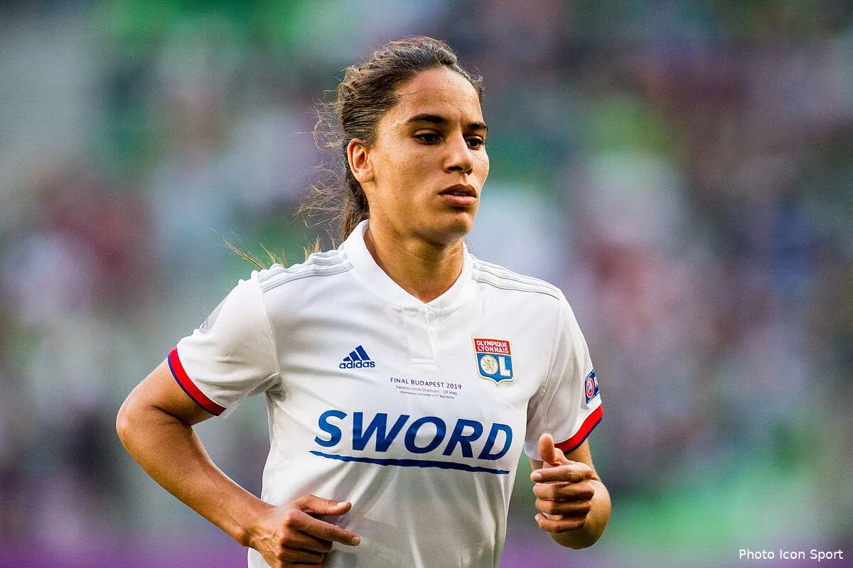 l1 om mhsc decale de 5 minutes a cause de psg ol feminin icon bbb 180519 93 29265023