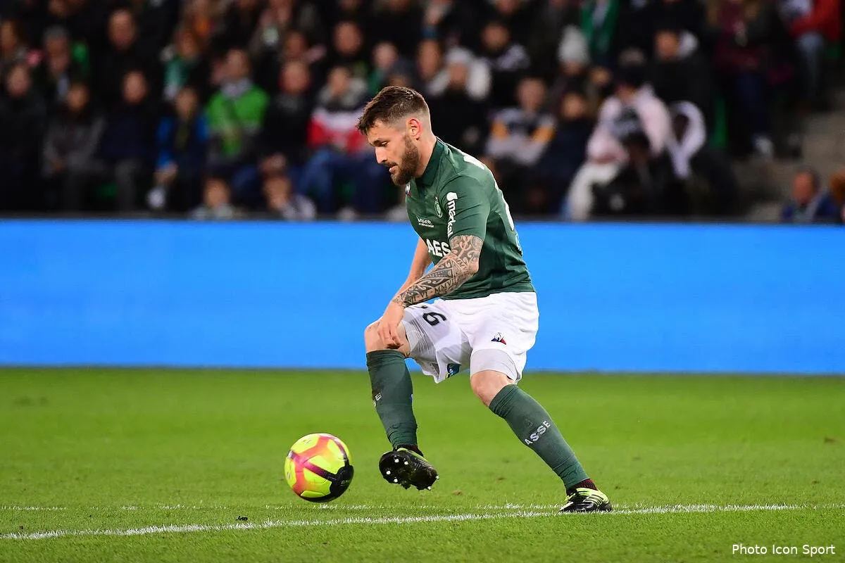 l1 saint etienne fait le show et revient a trois points de l ol icon win 170219 01 81604250519