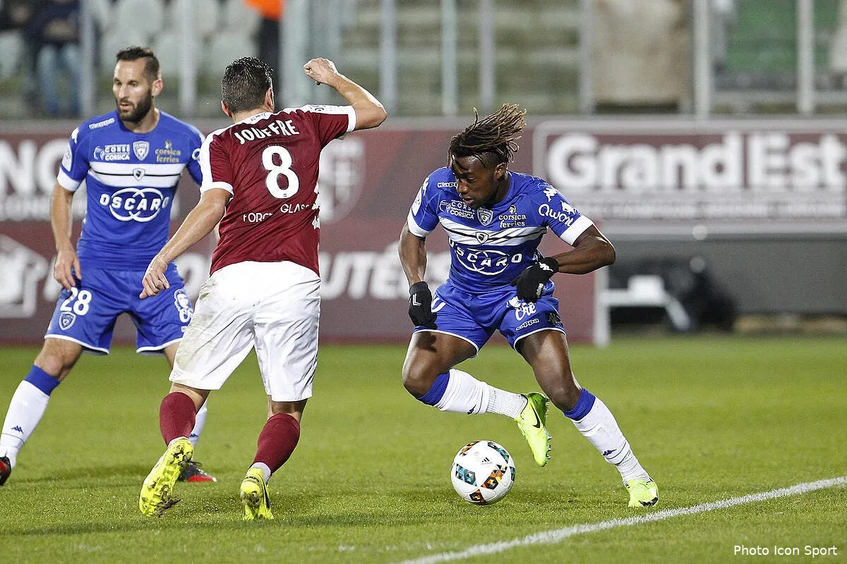 l1 scb fcn psg om ol qui sont les meilleurs dribbleurs iconsport mrv 170317 05 09177848