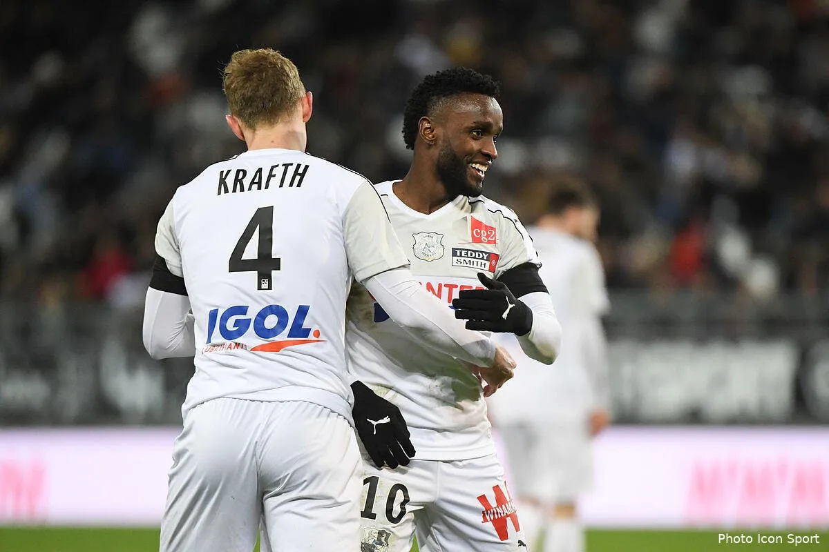 l1 strasbourg tombe de haut caen plonge dans le rouge icon dib 080119 11 34244543