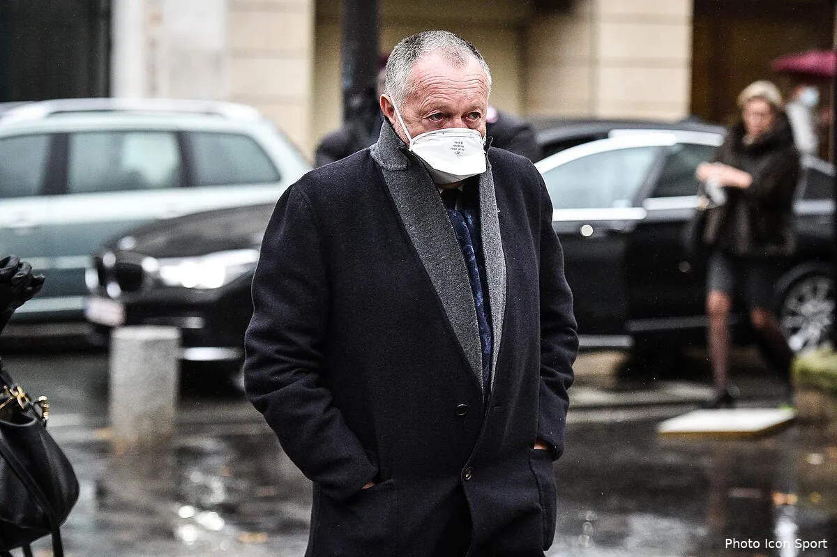 l1 trois ans de baisse de salaire aulas mene la charge icon mm2 8926 302437