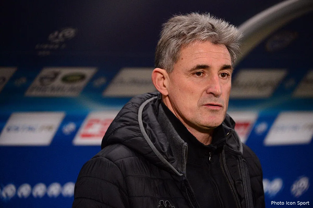 l2 claude robin nouvel entraineur du red star iconsport win 121215 01 3201166814