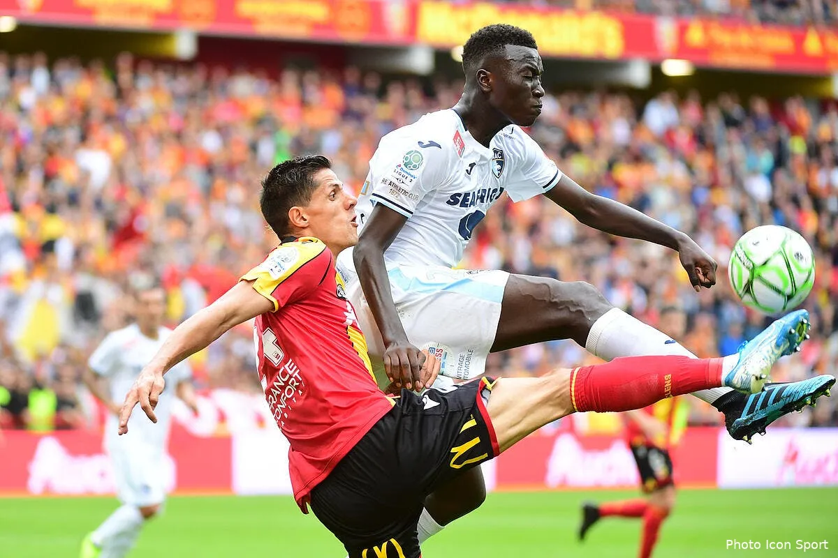 l2 le havre ramene lens sur terre icon win 170819 01 98810261785