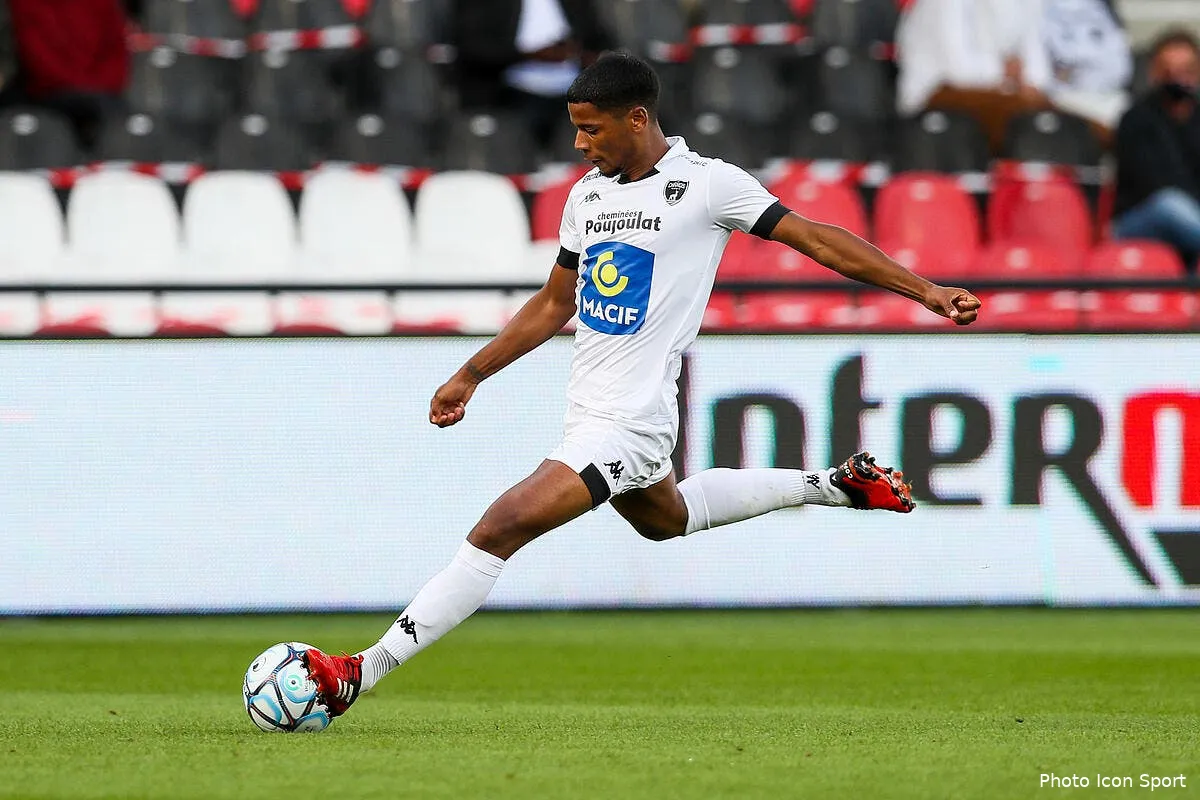 l2 match perdu 3 0 sur tapis vert pour niort contre va icon vmi guingniort98 303497