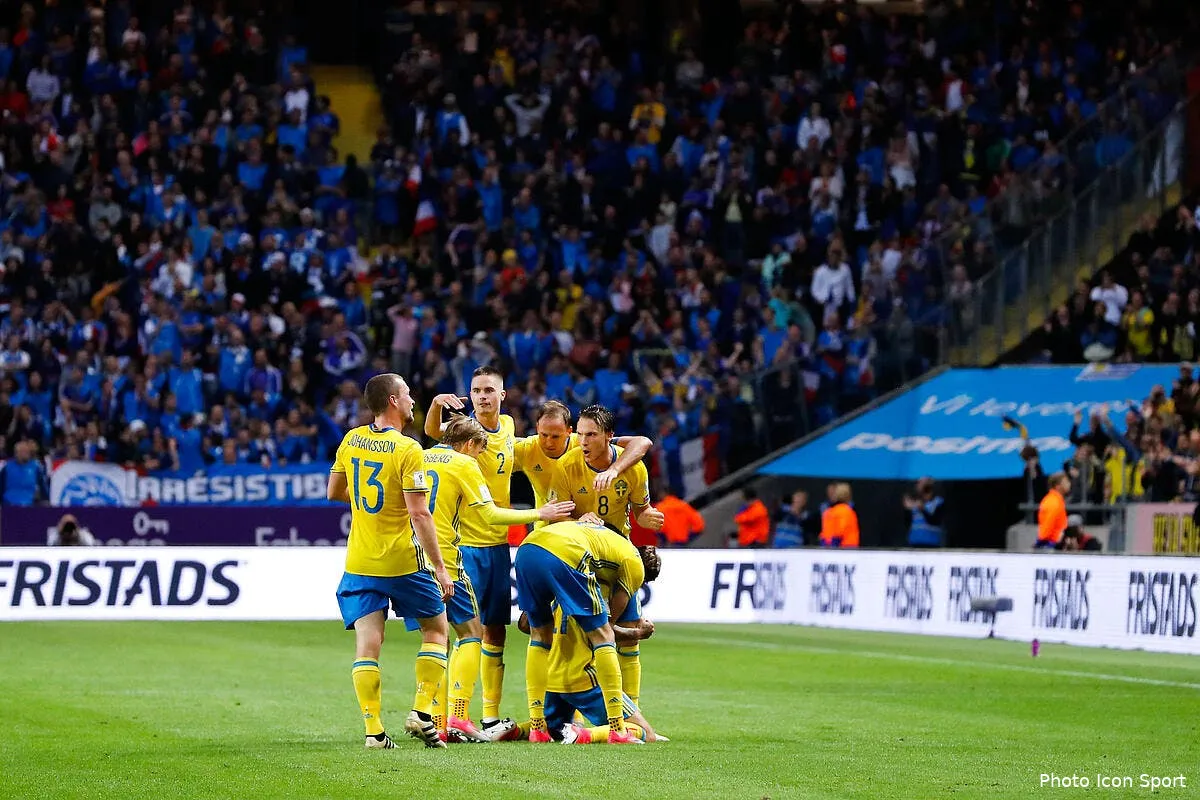 la bourde de lloris qui offre la victoire a la suede iconsport bbb 090617 02 04182757