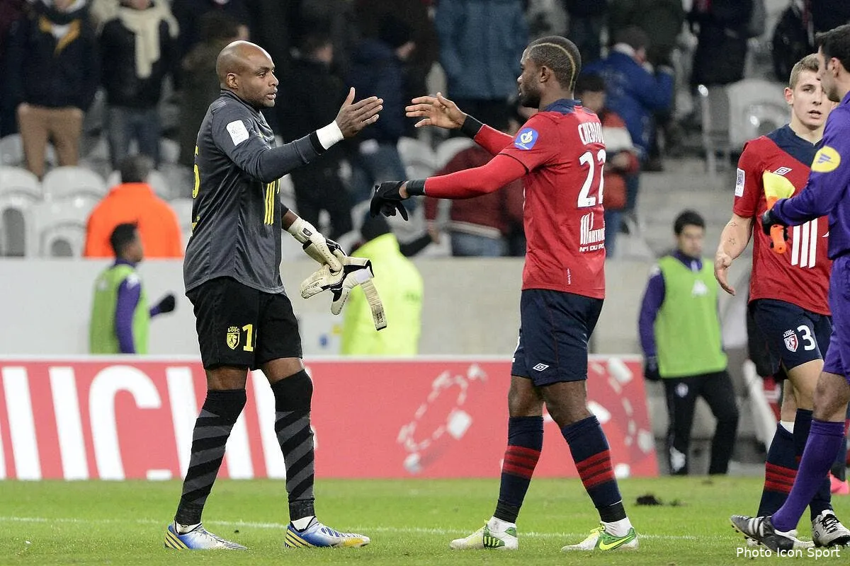 la defense de lille avoue qu un gardien febrile c est genant iconsport por 111212 07 0356725