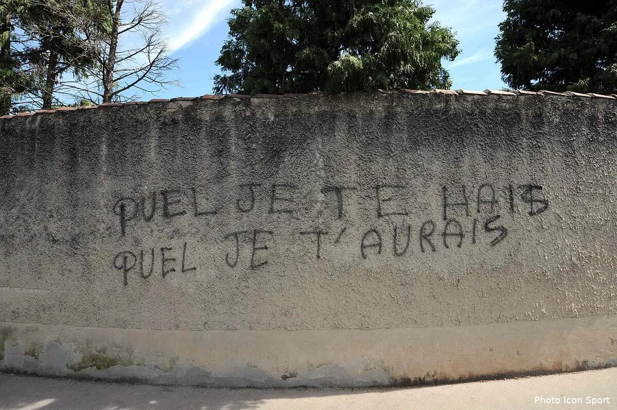 la famille de claude puel porte plainte pour injures et menaces de mort iconsport jpt 230511 33 0119825