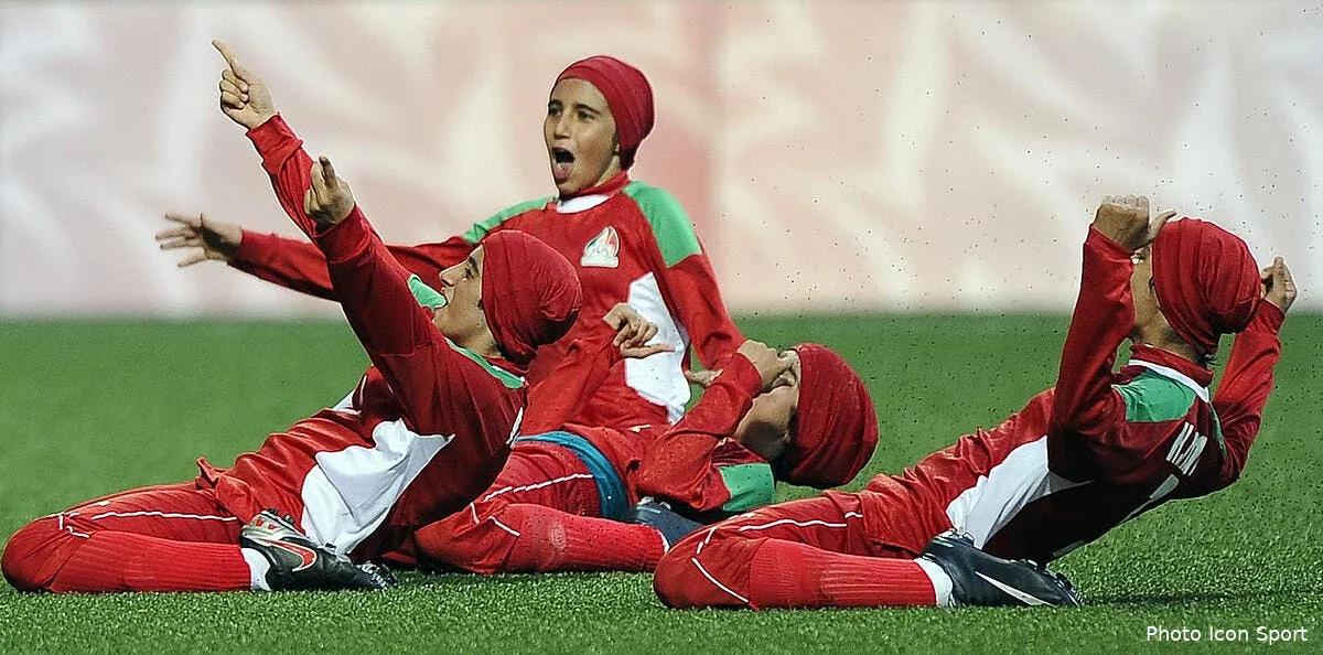 la fff interdit le port du voile lors des matches de foot iconsport sch 150810 52 0377551