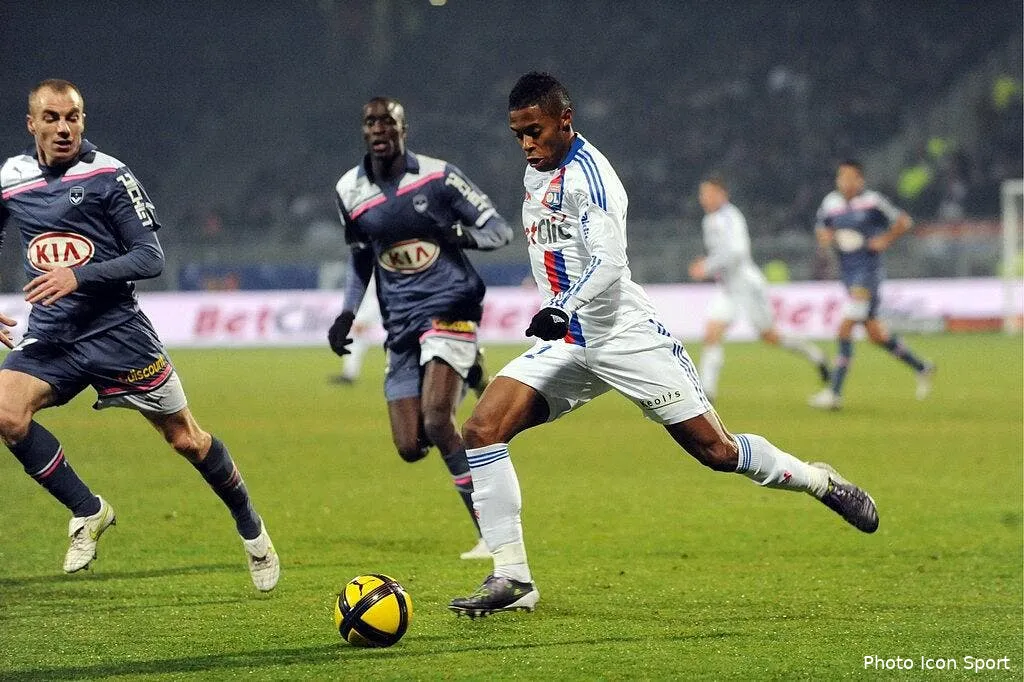 la juve ne lache pas bastos 66836 15210