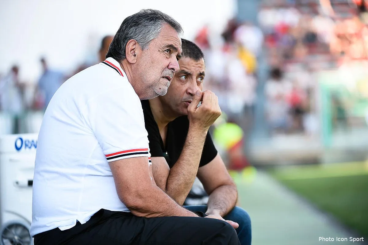 la lfp un chien qui se mord la queue avec luzenac iconsport por 010814 08 7390877