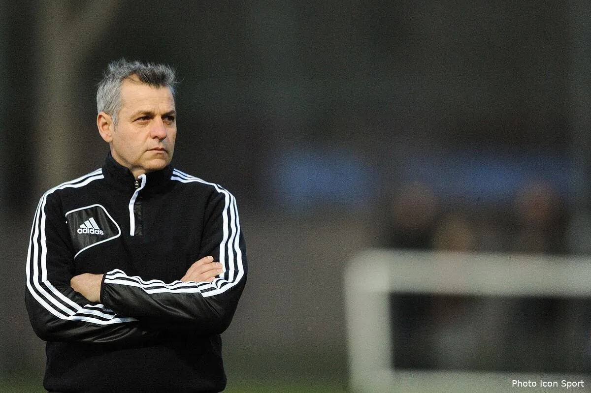 la petite phrase de genesio sur l effectif bancal de l ol iconsport jpt 281215 61 72129341