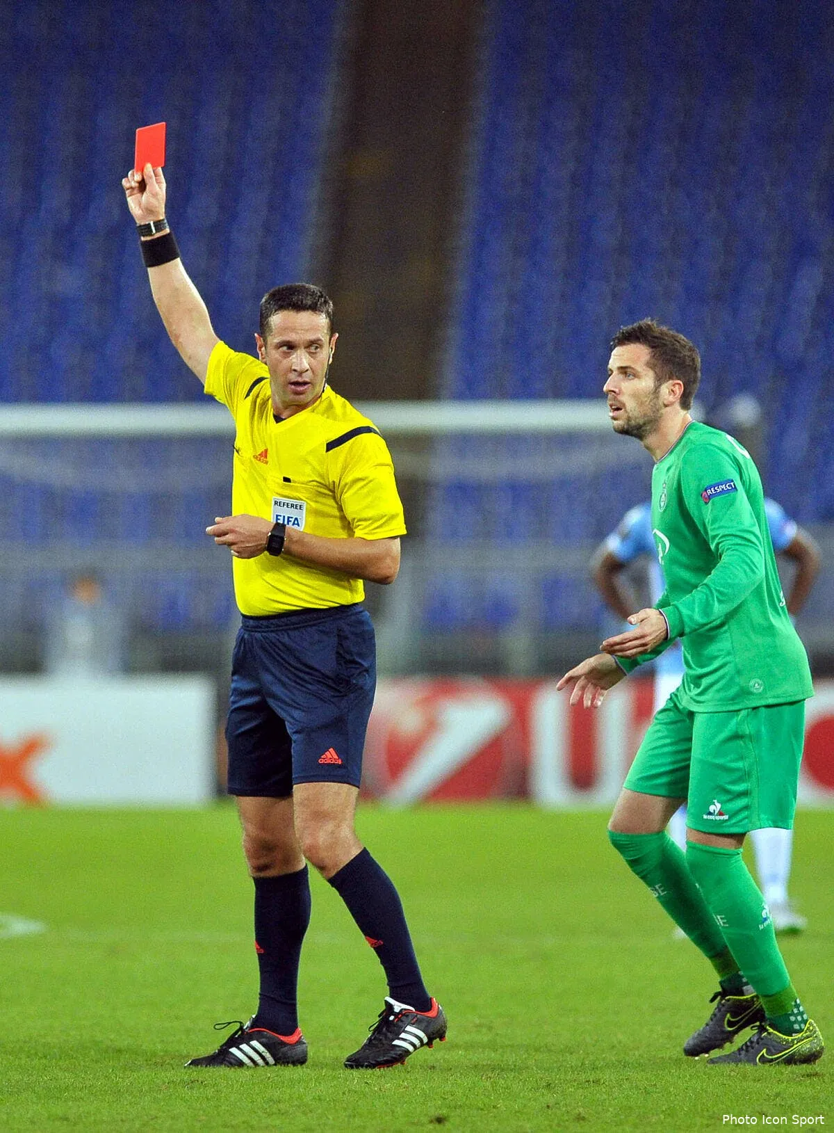 la phrase choc de l asse sur l arbitre d europa league iconsport ipp 011015 05 07122115