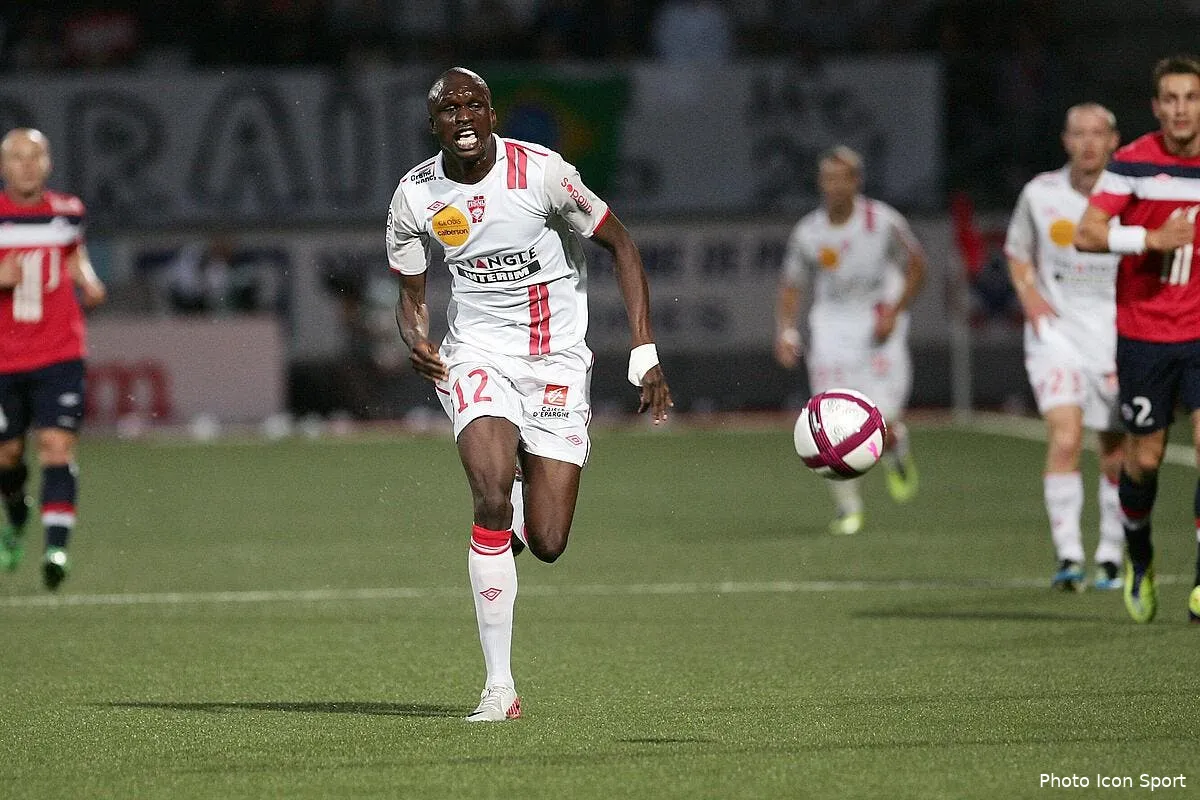 la piste marseillaise reste du bla bla pour traore iconsport mrv 060811 05 3133841