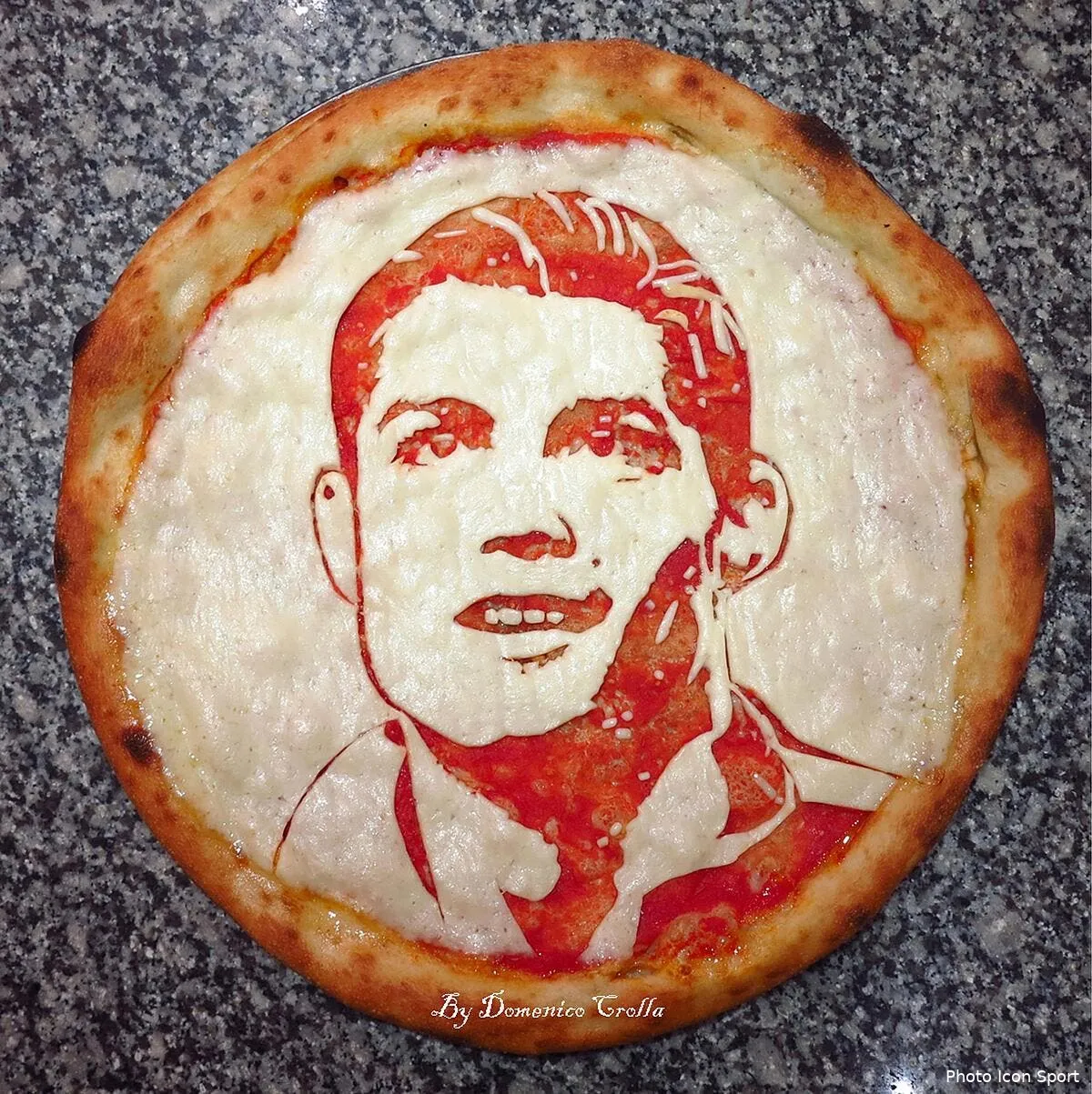 la pizza cristiano ronaldo une specialite de glasgow iconsport vis 030713 17 0160847