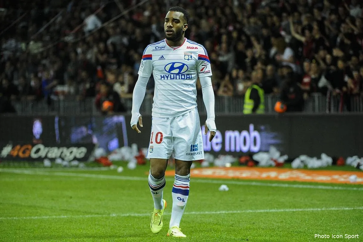 la prolongation de lacazette a l ol c est pas gagne lacazette 884633