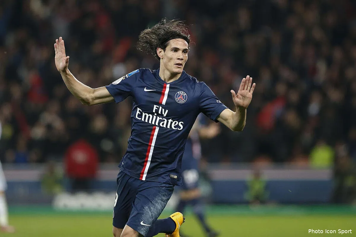la saison de cavani au psg menes retourne sa veste cavani 22112925