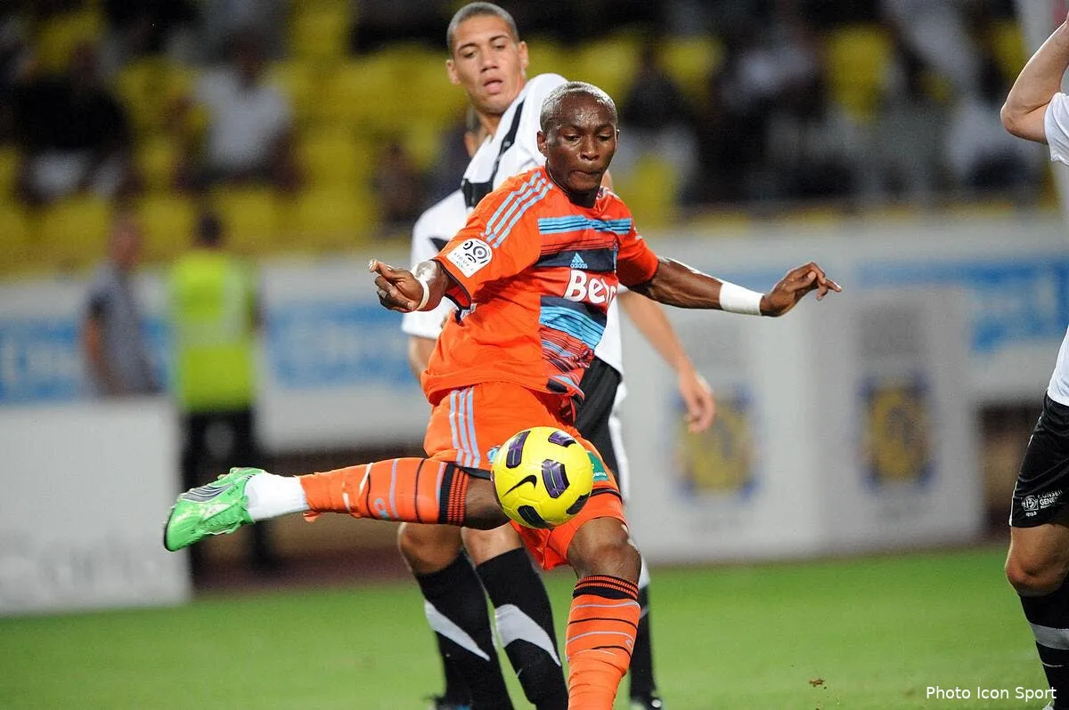 la solution pour la defense de l om s appelle mbia pour bravo iconsport pt 020811 101 10325380