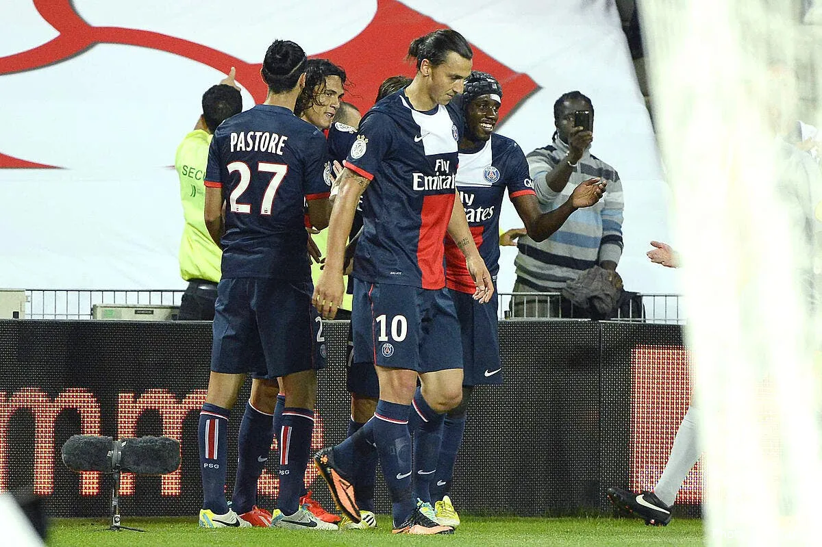 la tactique du psg n est pas figee annonce blanc iconsport or 250813 05 03 164149