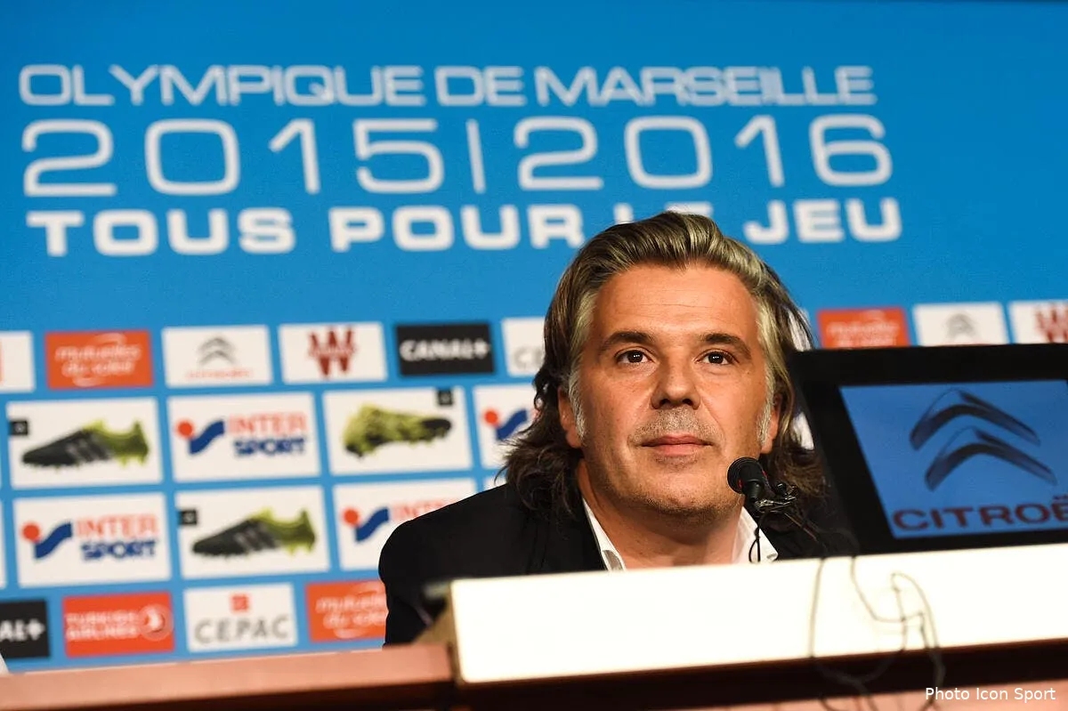 labrune qui voyage avec les supporters de l om ca vaut le detour iconsport dim 130815 08 07123897