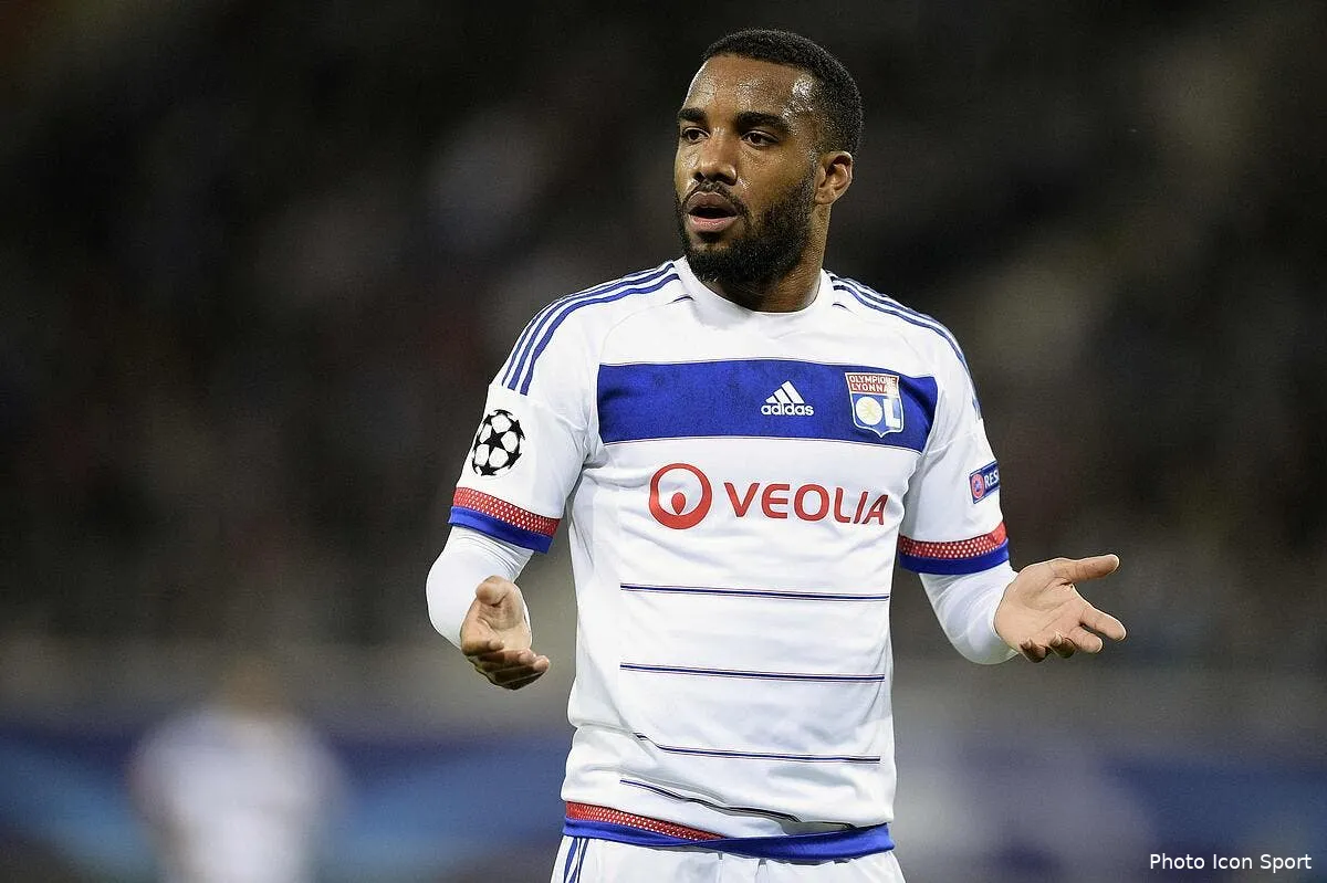 lacazette convoque en equipe de france pour remplacer ntep iconsport blg 160915 10 13122399