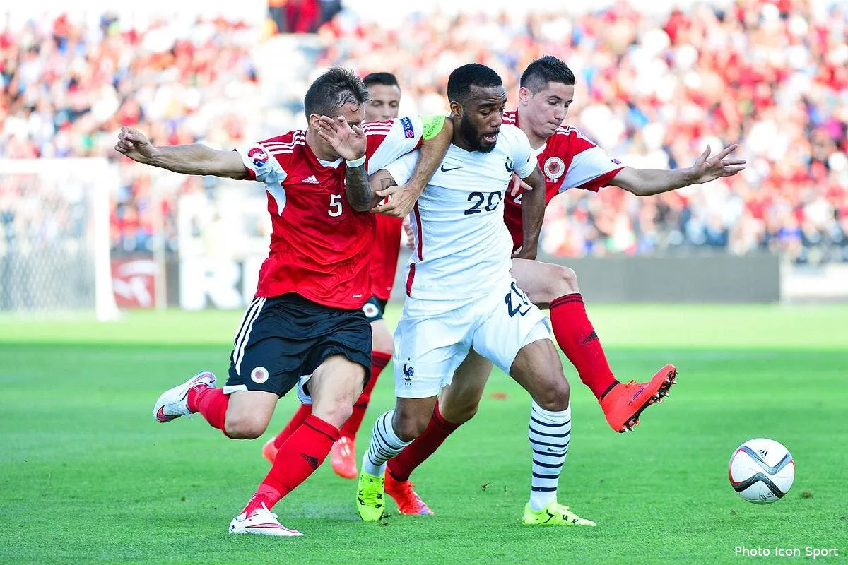 lacazette doit se bouger le cul iconsport win 130615 01 07113735