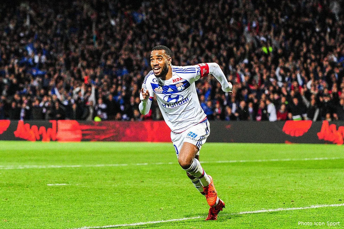 lacazette plante un triple city peut donc mettre 30 me iconsport jpt 081115 10 50125169