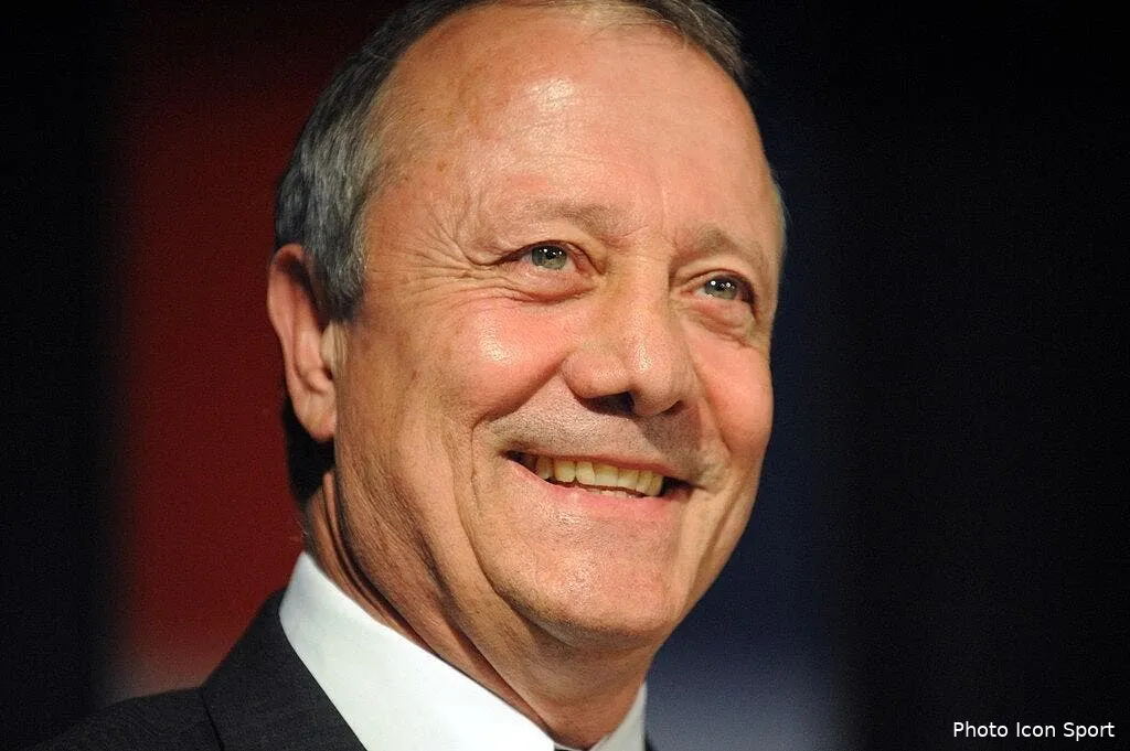 lacombe rigole du geste de cris sur grenier 69738 17692