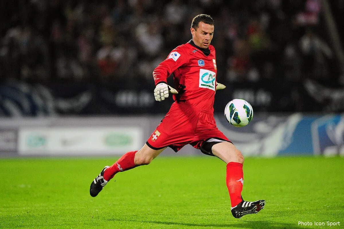 laquait plaide coupable apres sa toile contre bordeaux iconsport jpt 170413 08 0258527