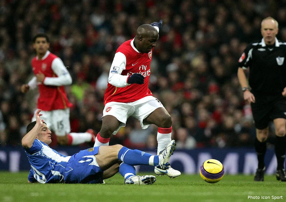 lassana diarra elu pire flop francais d arsenal lassana diarra 2105275