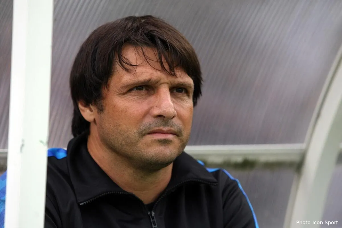 laurent fournier est le nouvel entraineur d auxerre iconsport frs 200810 65 4820477