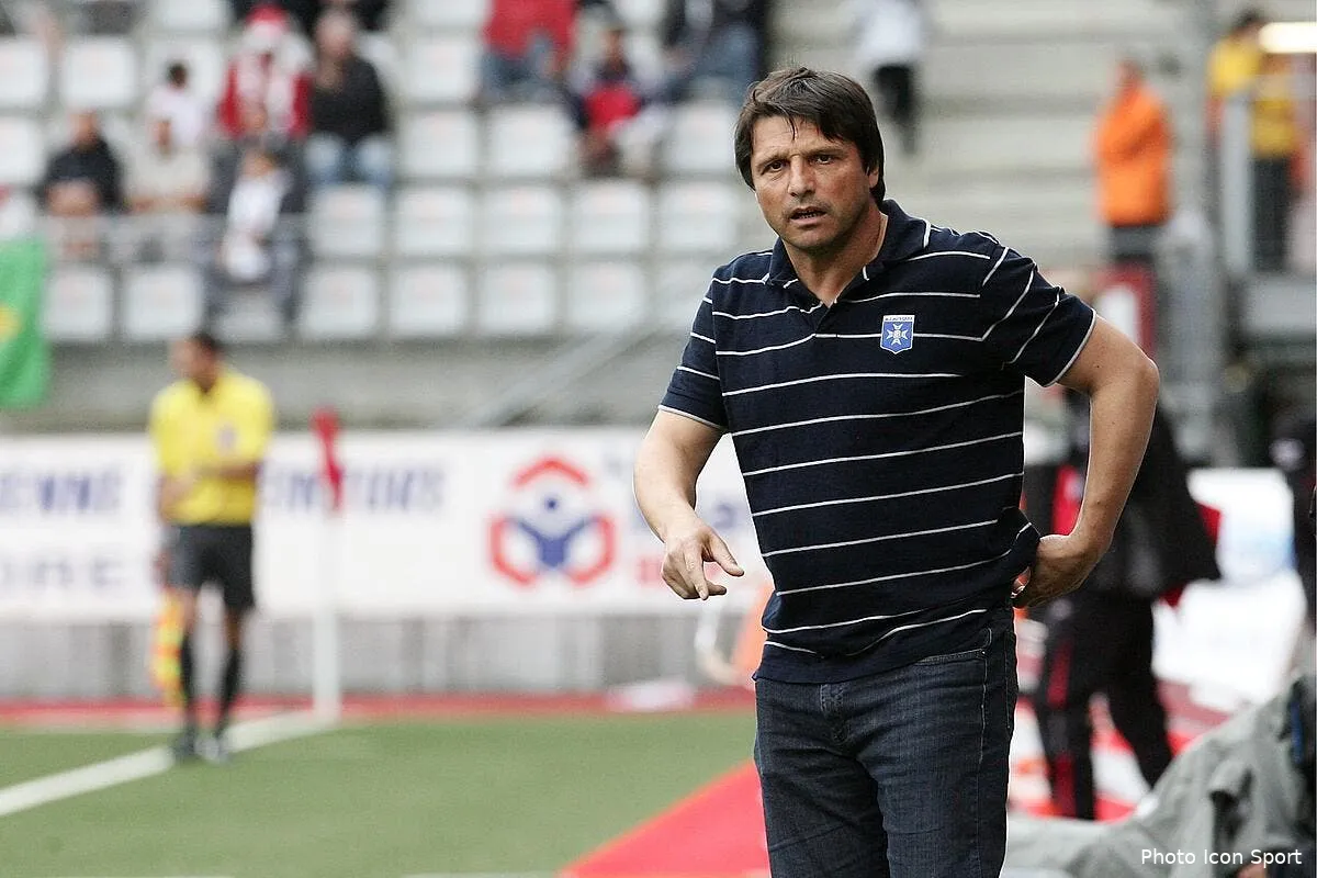 laurent fournier soutient kombouare a 300 fournier27457