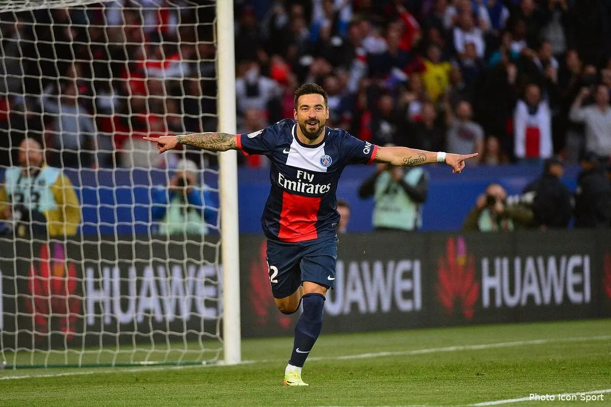 lavezzi sur le point de regler son avenir au psg iconsport win 070514 06 7885433