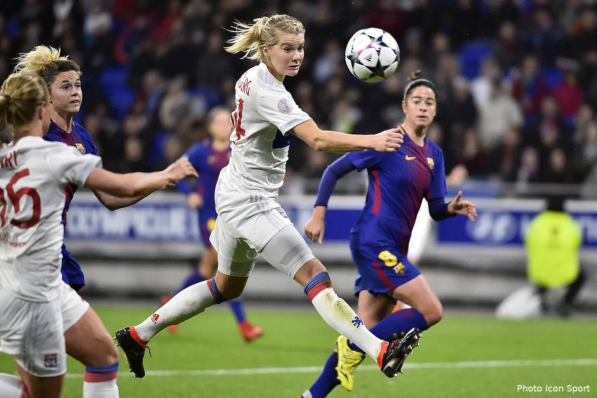 ldc feminine l ol bat le barca au groupama stadium iconsport icon laf 220318 01 05213657