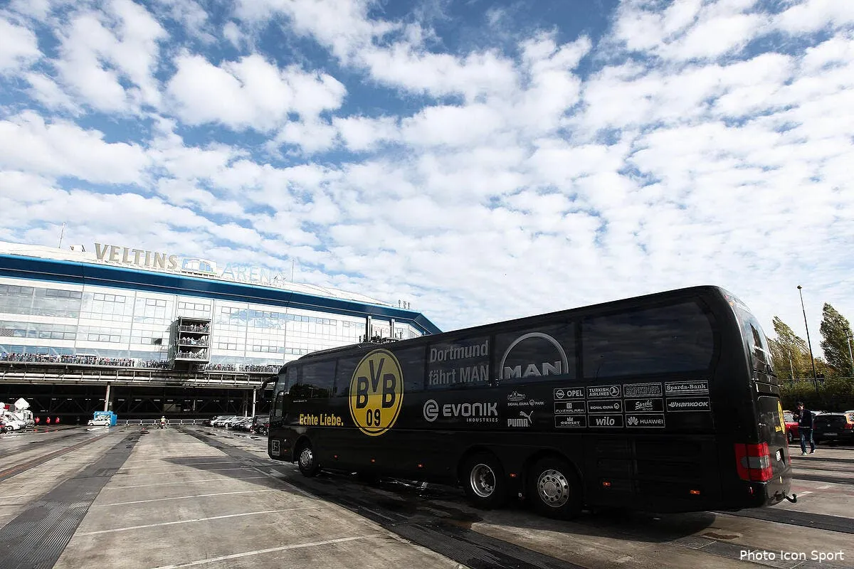 ldc le coup d envoi de dortmund monaco decale iconsport fir 261013 08 03176374