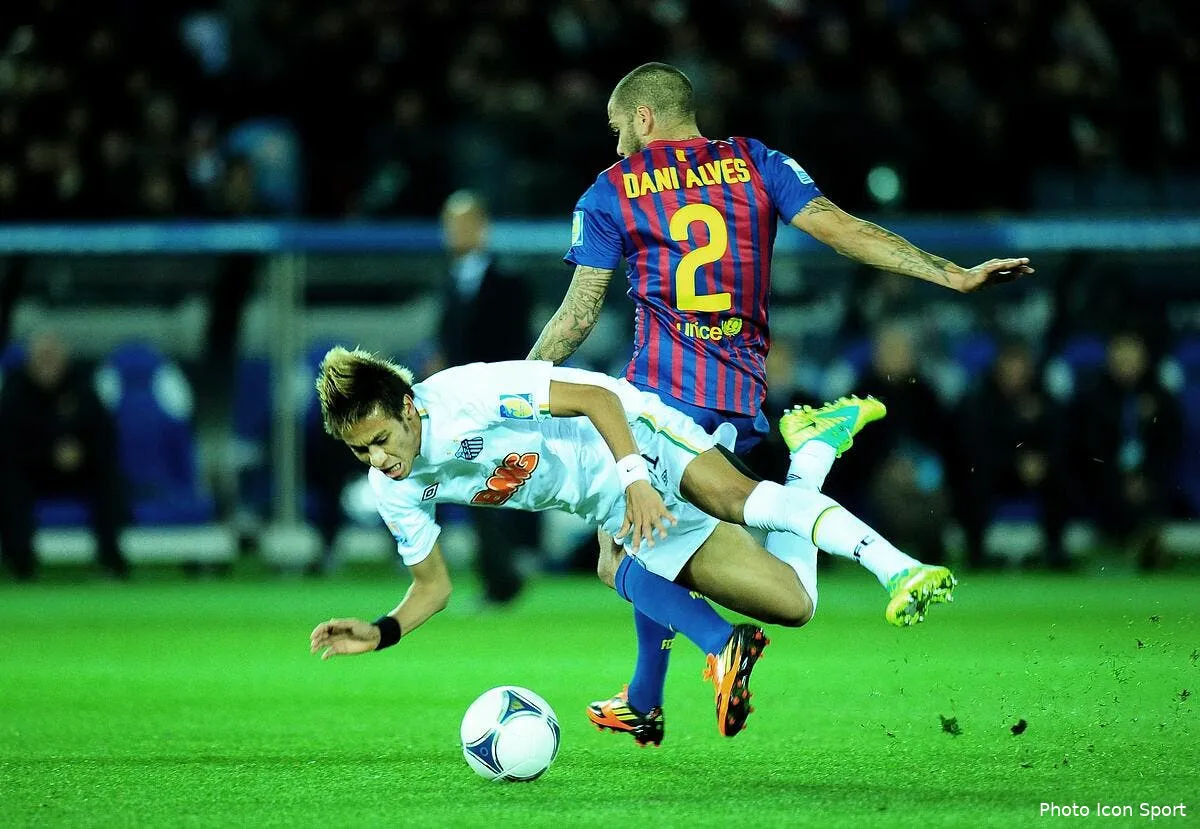 le barca met toujours plus de pression sur les epaules de neymar en vue du mercato iconsport gpg 181211 75 0231793