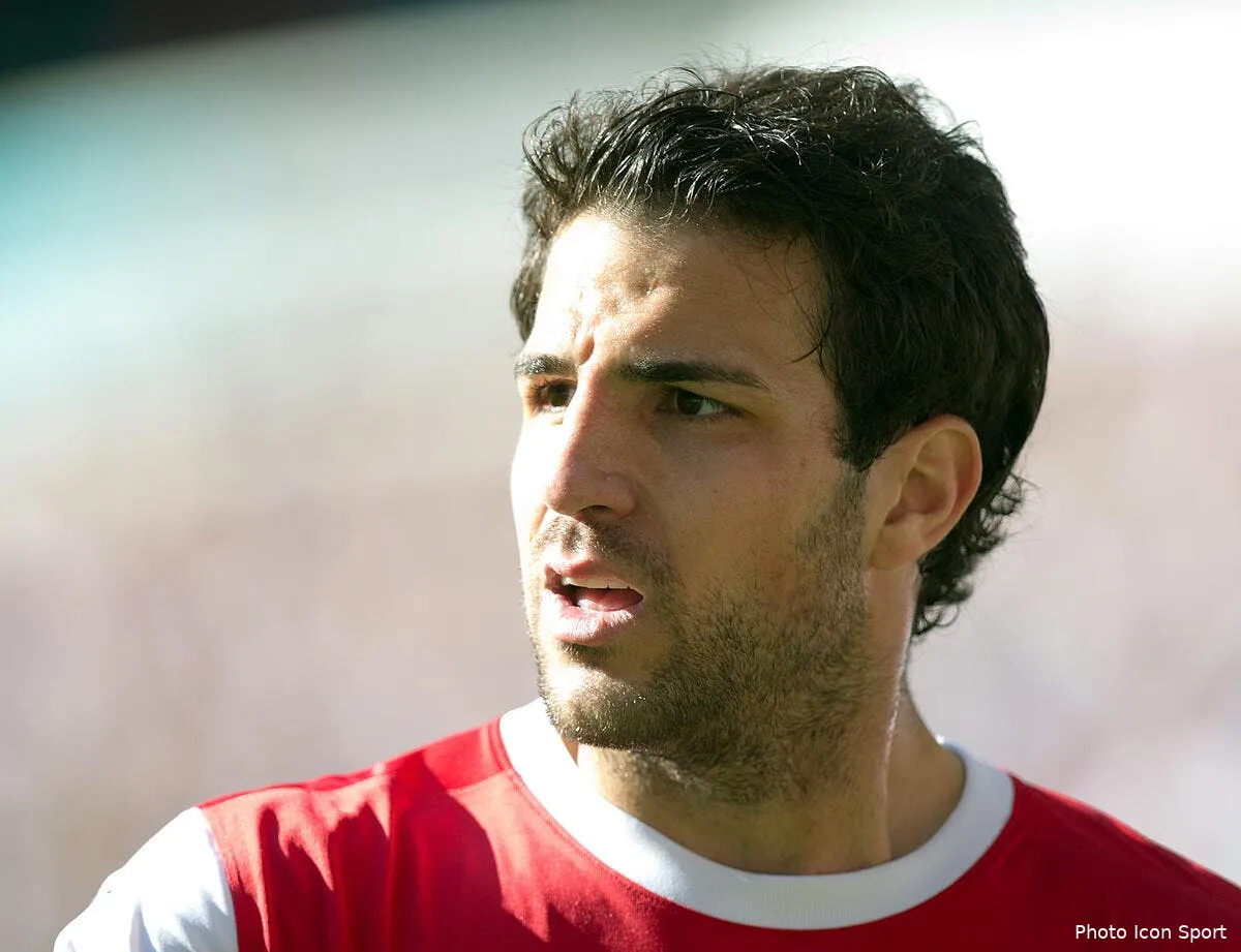le barca revient a la charge pour fabregas iconsport spi240411 01 1020159